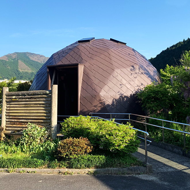 鳥取の建築家 PLUS CASA 智頭宿特産村トイレ